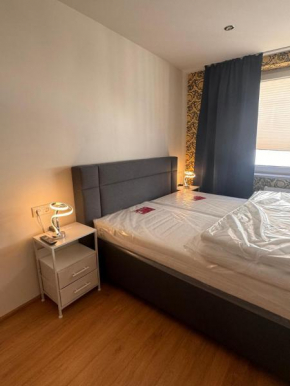 Oneo-Plaza-Apartments